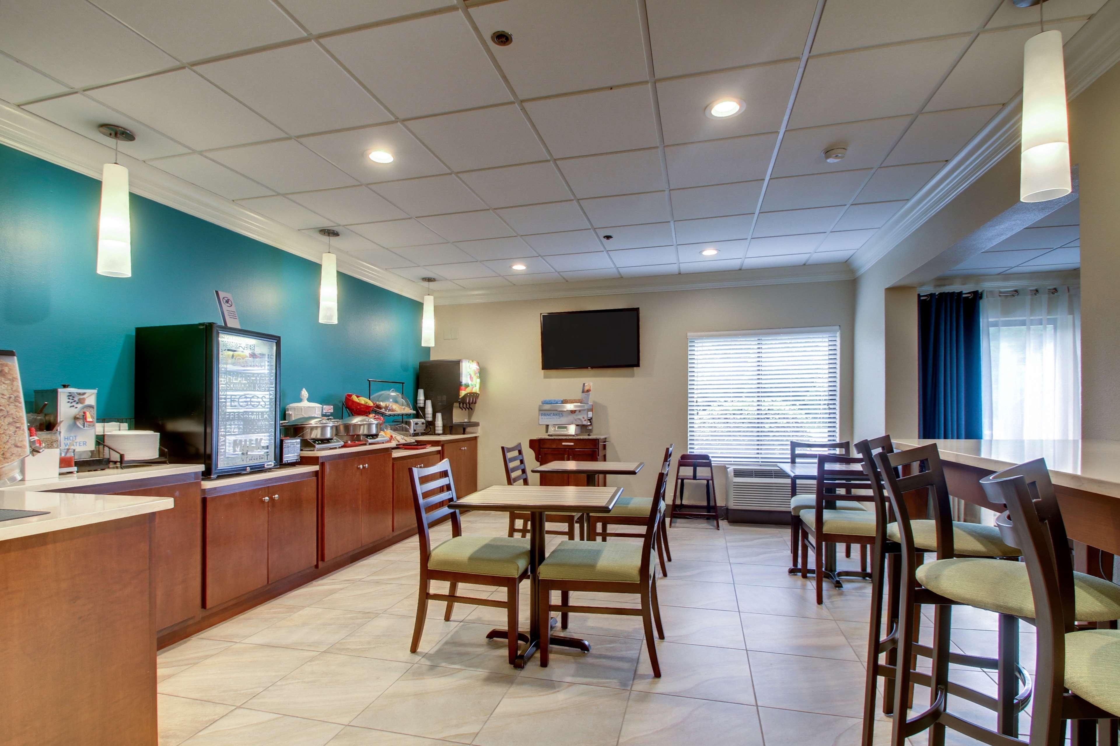 Best Western Eagles Inn Морхед Экстерьер фото
