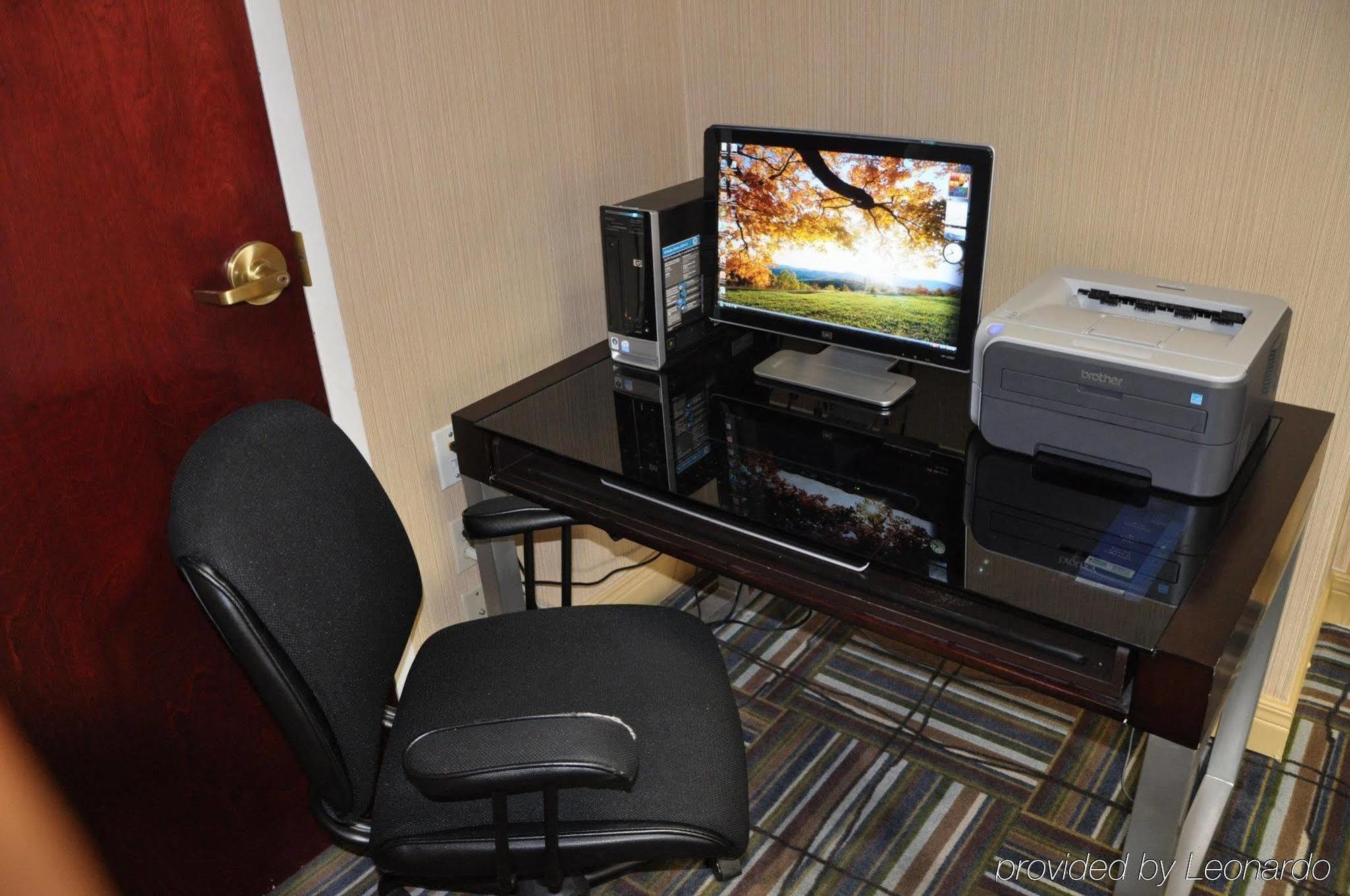 Best Western Eagles Inn Морхед Удобства фото